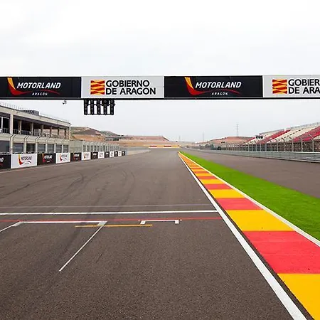 Gptents- Aragon Szálloda 3*